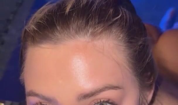 Stefanie Knight Onlyfans Leaked – Suck A Dick In Pool